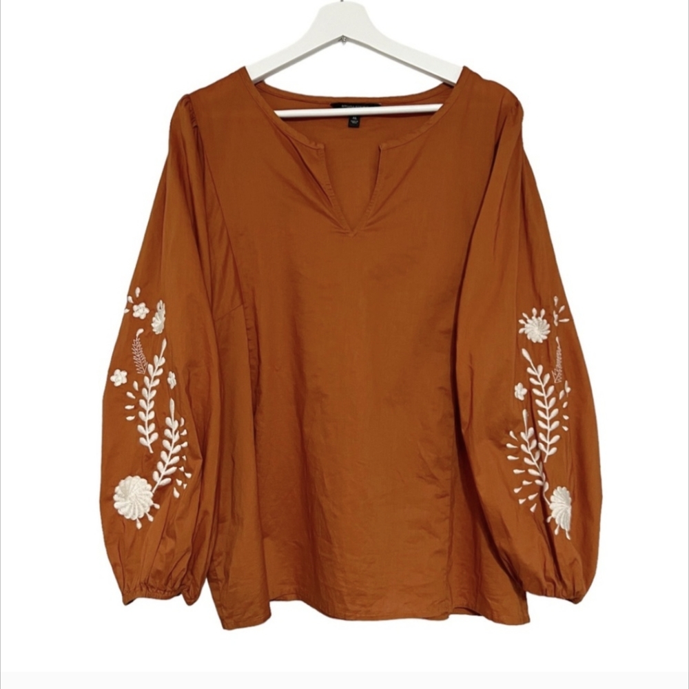 Banana Republic Embroidered Peasant Blouse